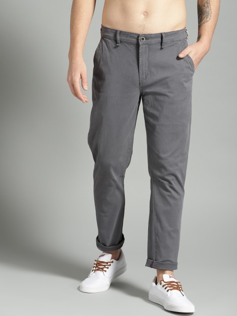 

Roadster Men Grey Slim Fit Solid Chinos