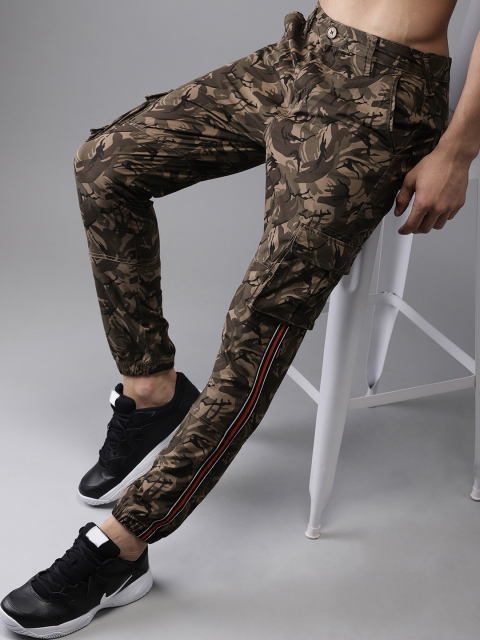 

Moda Rapido Men Olive Green Regular Fit Printed Cargos