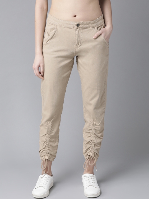 

Roadster Women Beige Regular Fit Solid Trousers