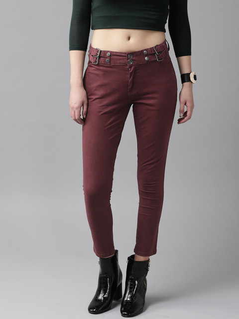 

Roadster Women Burgundy Regular Fit Solid Cropped Trousers