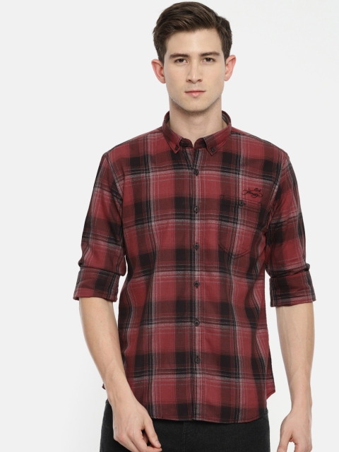 

Ed Hardy Men Maroon & Black Regular Fit Checked Casual Shirt