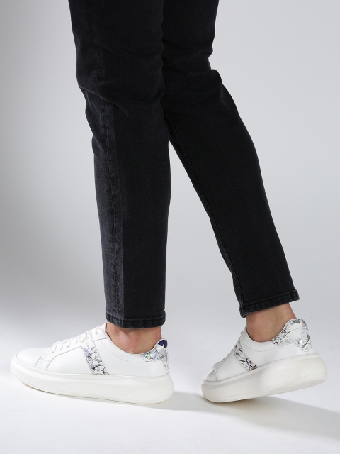 

CORSICA Women White Solid Sneakers