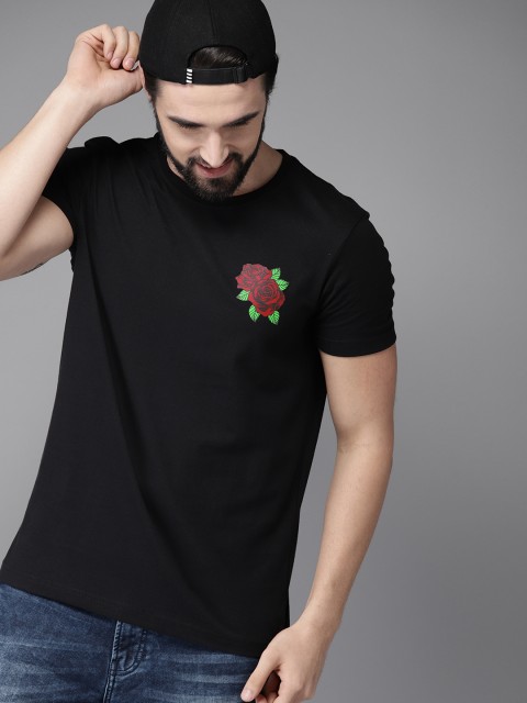 

HERE&NOW Men Black Solid Round Neck T-shirt