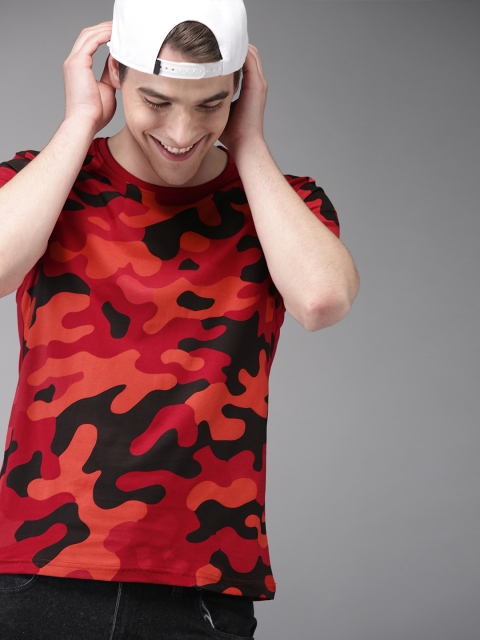 

HERENOW Men Red Camouflage Printed Round Neck Pure Cotton T-shirt