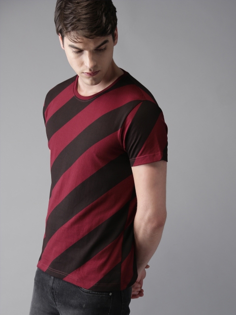 

HERE&NOW Men Maroon & Coffee Brown Striped Round Neck T-shirt