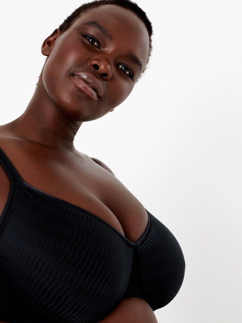 

Marks & Spencer Black Solid Underwired Lightly Padded Everyday Bra