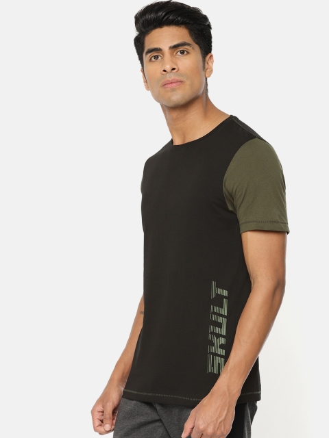 

SKULT by Shahid Kapoor Men Black Solid Round Neck T-shirt