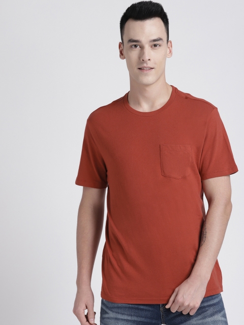 

GAP Men's Vintage Wash Pocket T-Shirt, Rust