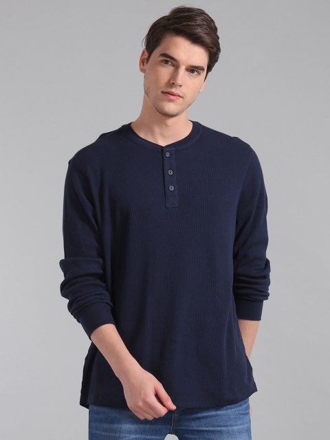 

GAP Men Navy Blue Checked Henley Neck T-shirt