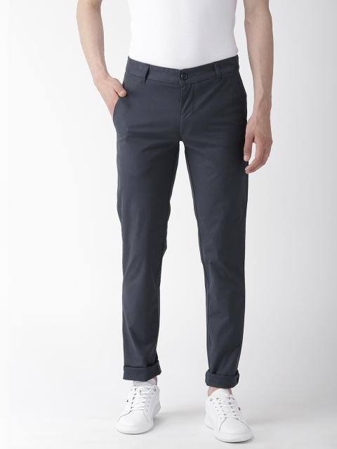 

Park Avenue Men Navy Blue Tapered Fit Solid Chinos