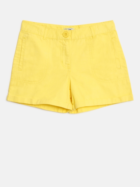 

Natilene Girls Yellow Solid Regular Fit Shorts