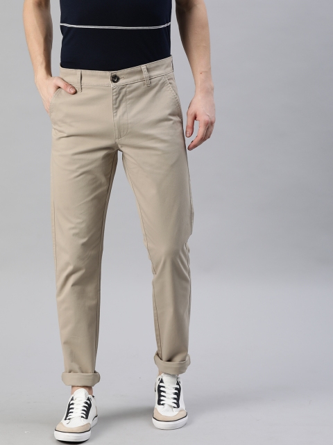 

WROGN Men Beige Slim Fit Solid Chinos
