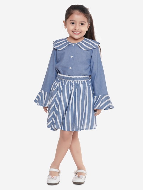 

AWW HUNNIE Girls Blue & White Solid Top with Skirt