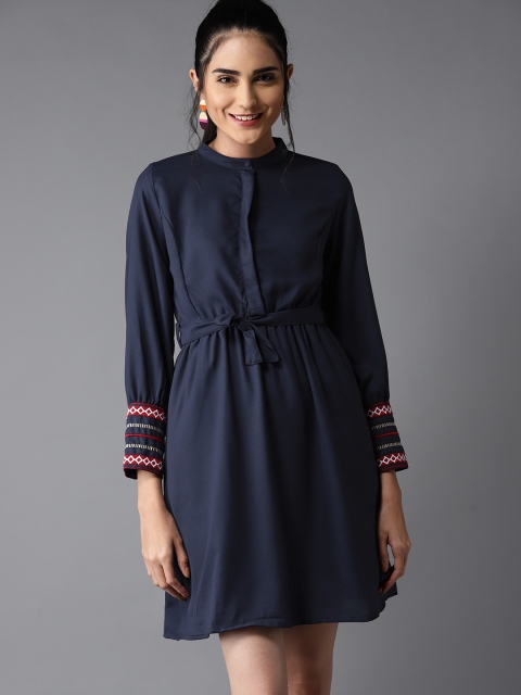 

Moda Rapido Women Navy Blue Solid Fit & Flare Dress