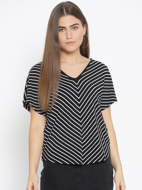 

GAP Women Flutter Sleeve T-shirt, Black