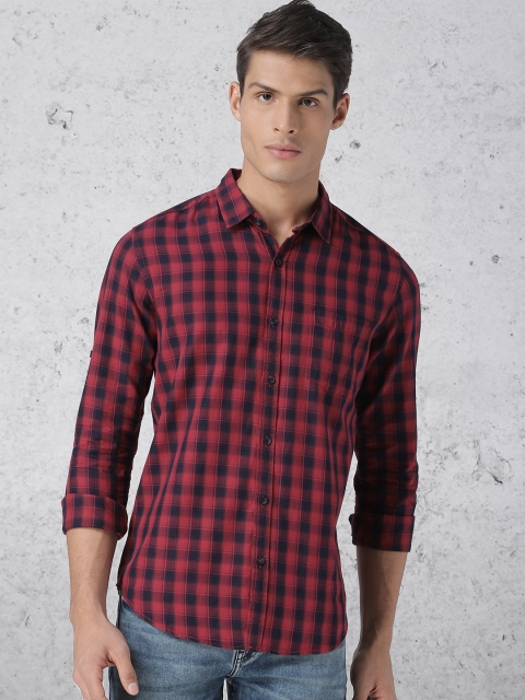 

Ecko Unltd Men Navy Blue & Red Slim Fit Checked Casual Shirt