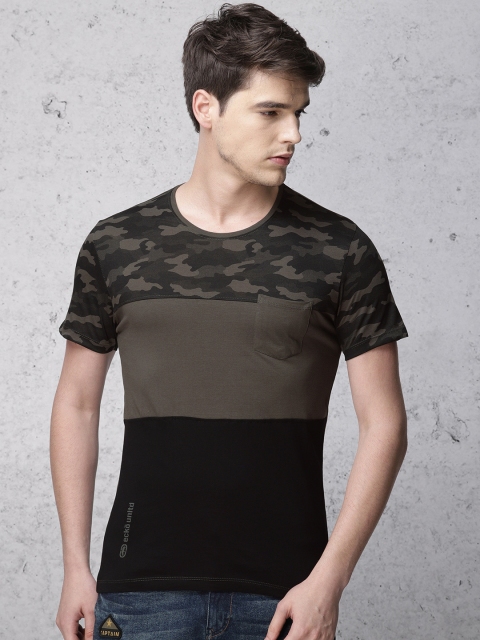 

Ecko Unltd Men Charcoal Grey & Black Colourblocked Slim Fit Round Neck T-shirt