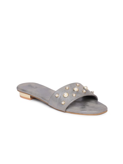 

Inc 5 Women Grey Embellished Open Toe Flats