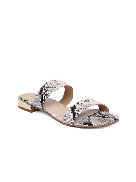 

Inc 5 Women White & Black Textured Open Toe Flats