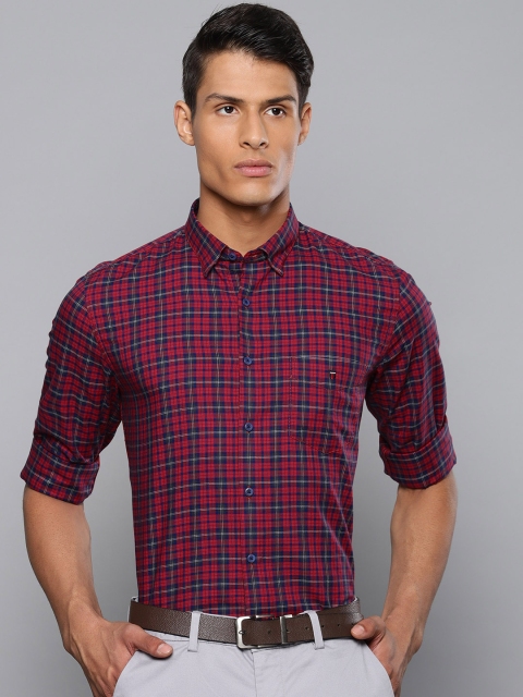 

Louis Philippe Sport Men Red & Navy Blue Slim Fit Checked Smart Casual Shirt
