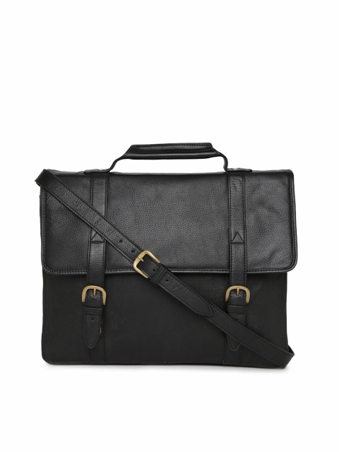 

Hidesign Men Black Textured Messenger Bag