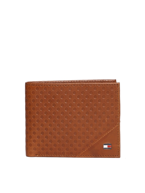 

Tommy Hilfiger Men Tan Textured Two Fold Wallet