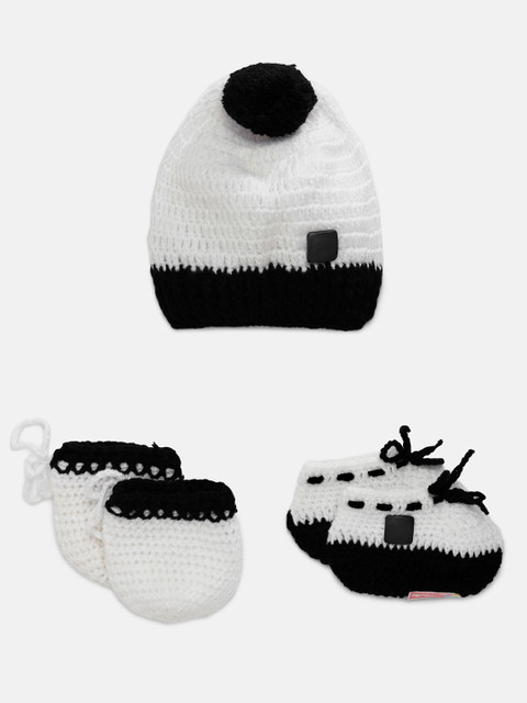 

Magic Needles Infant Pack of 3 Black & White Handmade Woolen Baby Care Products