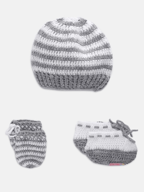 

Magic Needles Infants Set Of 3 Handmade Knit Crochet Woollen Beanie & Booties with Mittens, Grey