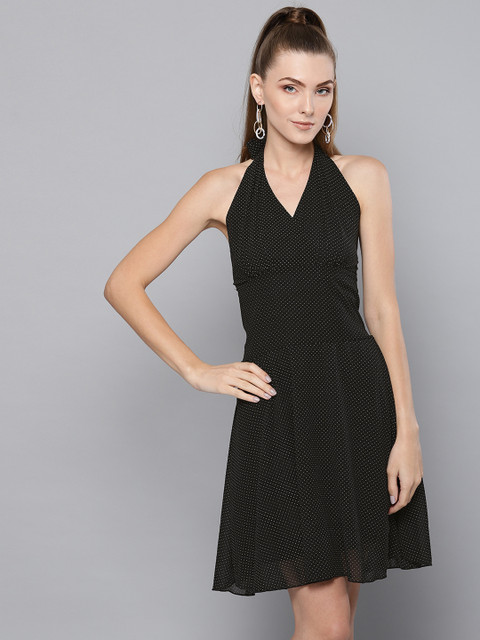 

Trend Arrest Women Black & White Fit and Flare Dress