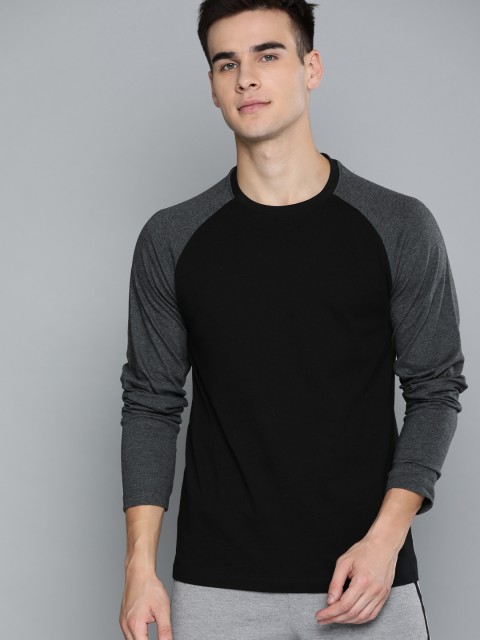 

Harvard Men Black Solid Round Neck T-shirt