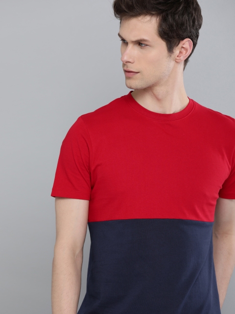 

Harvard Men Red & Navy Blue Colourblocked Round Neck T-shirt