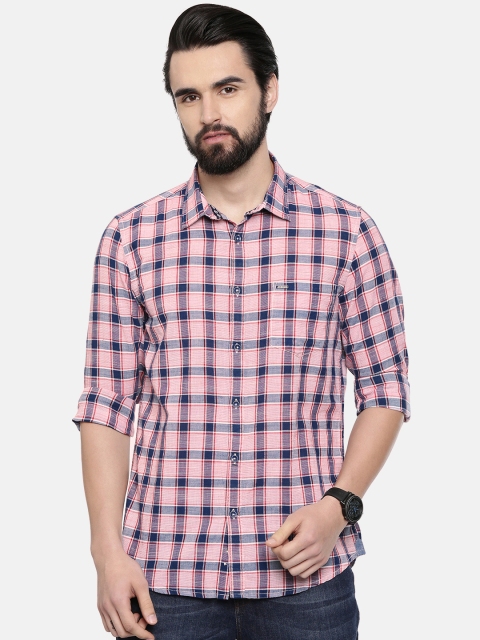 

Lee Cooper Men Red & Navy Blue Contemporary Fit Checked Casual Shirt