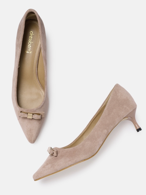 

DressBerry Women Nude-Coloured Solid Pumps