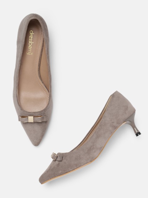

DressBerry Women Taupe Solid Pumps
