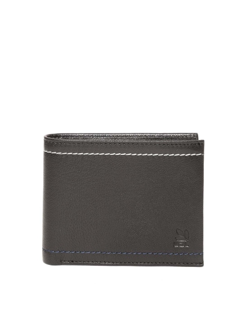 

Woodland Men Black Leather Two Fold Wallet