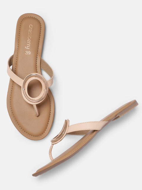 

DressBerry Women Peach-Coloured & Gold-Toned Flats