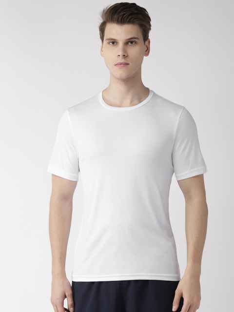 

Alcis Men White Solid Slim Fit Round Neck T-shirt