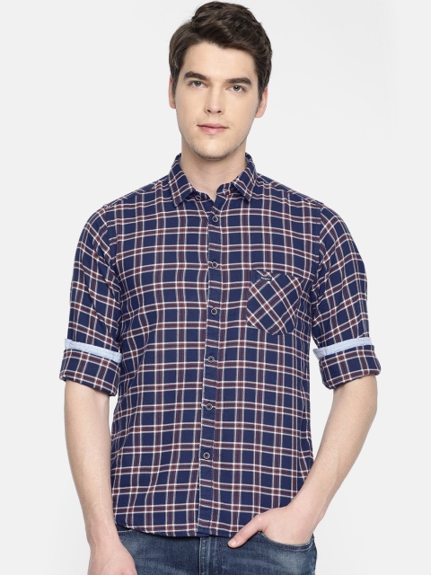 

Pepe Jeans Men Navy Blue & White Regular Fit Checked Casual Shirt
