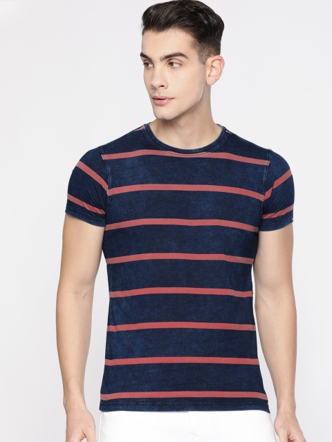 

Pepe Jeans Men Navy Blue & Rust Red Slim Fit Striped Round Neck T-shirt