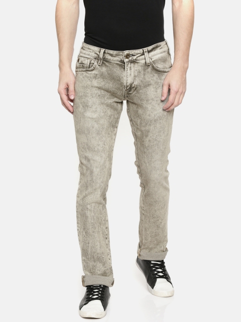 

Wrangler Men Grey Rockville Regular Fit Low-Rise Clean Look Stretchable Jeans
