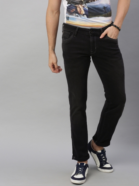 

Wrangler Men Black Skanders Slim Fit Low-Rise Clean Look Stretchable Jeans