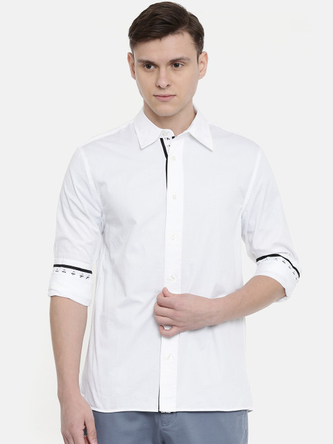 

Calvin Klein Jeans Men White Regular Fit Solid Casual Shirt
