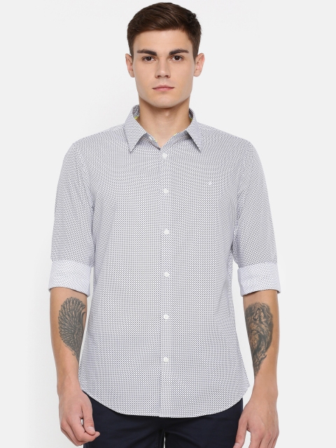 

Calvin Klein Jeans Men White & Navy Blue Regular Fit Printed Casual Shirt
