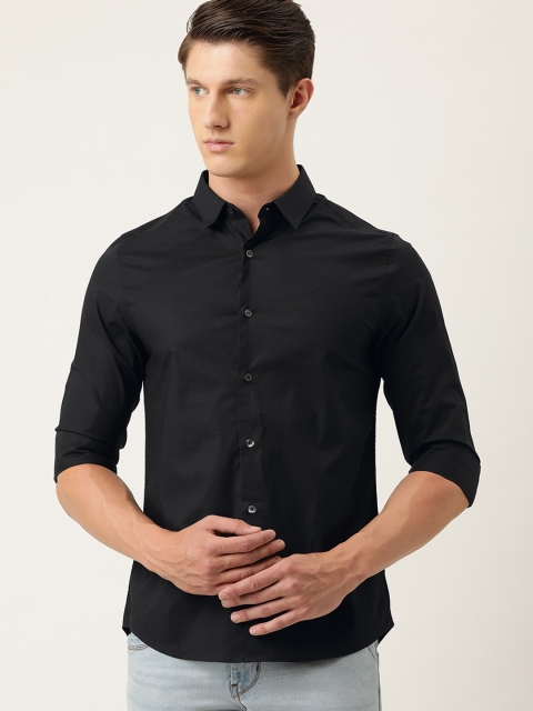 

Calvin Klein Jeans Men Black Slim Fit Solid Casual Shirt