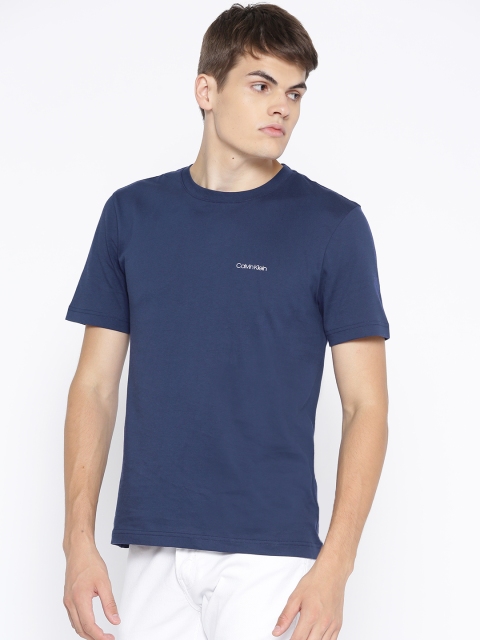 

Calvin Klein Jeans Men Navy Blue Solid Round Neck T-shirt