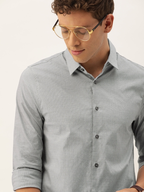 

Calvin Klein Jeans Men Navy Blue & White Slim Fit Checked Casual Shirt