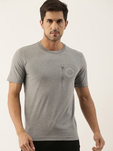 

Calvin Klein Jeans Men Grey Solid Round Neck T-shirt