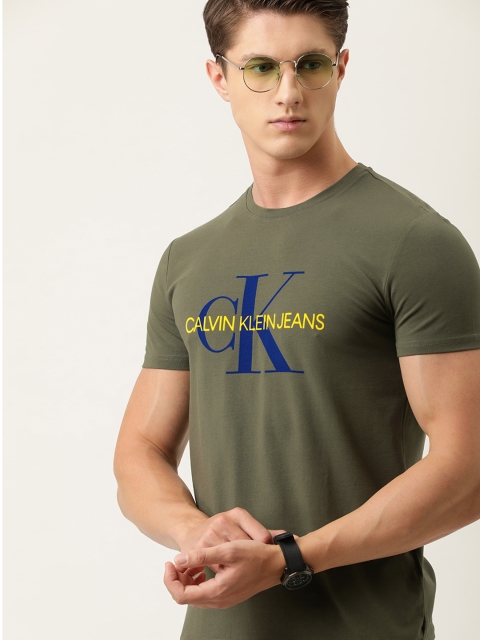 

Calvin Klein Jeans Men Olive Green Striped Round Neck T-shirt