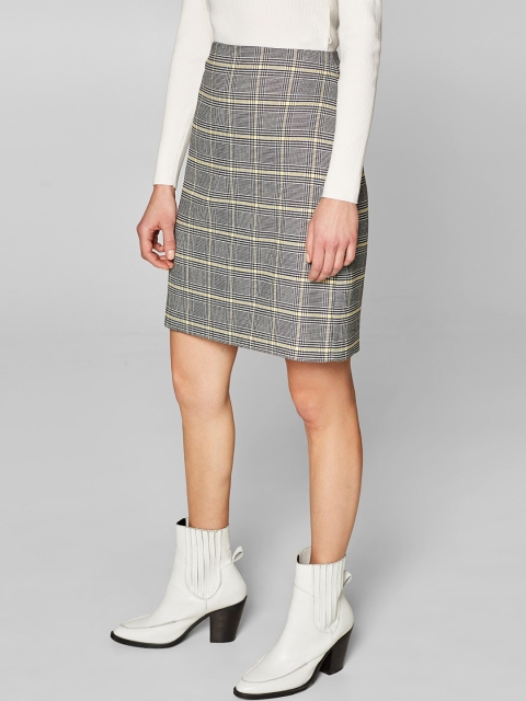 

ESPRIT Women Black & Off-White Checked A-Line Skirt