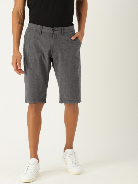 

ESPRIT Men Grey Solid Slim Fit Narrow Leg Regular Shorts